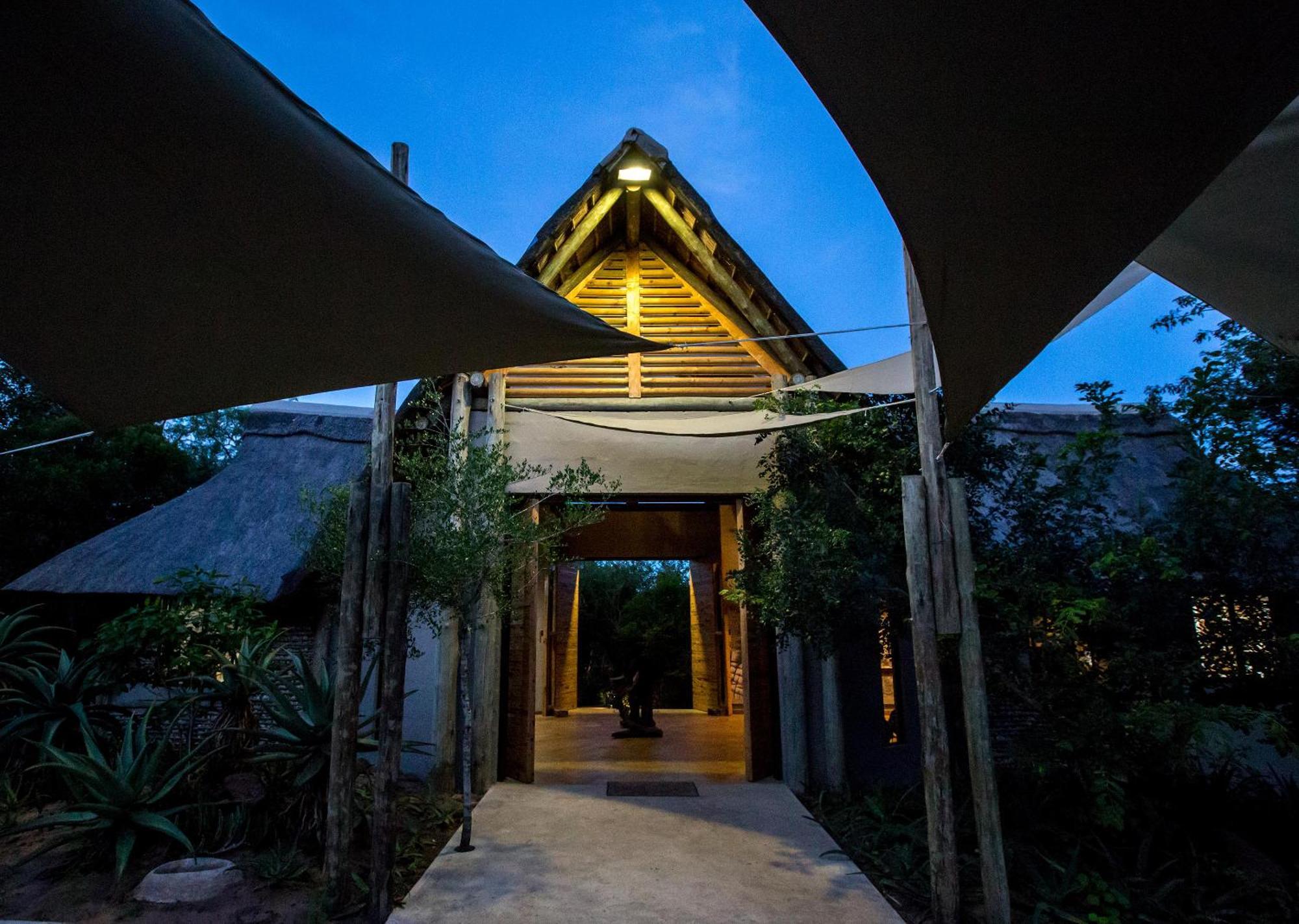 Royal Thonga Safari Lodge Sihangwane Εξωτερικό φωτογραφία